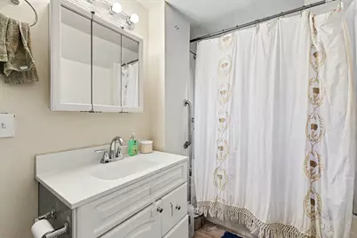 2347 Lansing Avenue, Jackson, MI 49202 - Photo 12