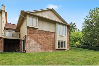 5655 Hillcrest Circle E, West Bloomfield, MI 48322 - Photo 24