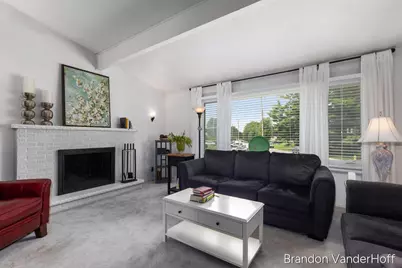 980 Bellewood Drive SE, Kentwood, MI 49508 - Photo 6