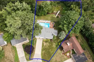 980 Bellewood Dr SE, Kentwood, MI 49508 - Photo 36