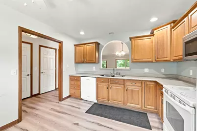 6808 Birdsong Avenue, Kalamazoo, MI 49009 - Photo 6