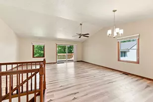 6808 Birdsong Ave, Kalamazoo, MI 49009 - Photo 8