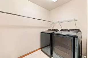 6808 Birdsong Ave, Kalamazoo, MI 49009 - Photo 14