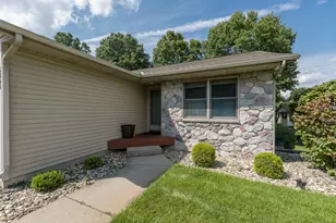 6808 Birdsong Ave, Kalamazoo, MI 49009 - Photo 2