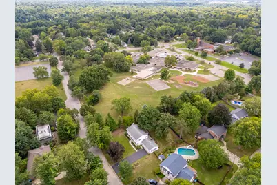 2222 Aberdeen Drive, Kalamazoo, MI 49008 - Photo 44