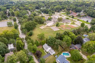 2222 Aberdeen Dr, Kalamazoo, MI 49008 - Photo 44