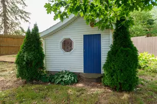 2222 Aberdeen Dr, Kalamazoo, MI 49008 - Photo 36