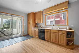 852 Richmond St NW, Grand Rapids, MI 49504 - Photo 24