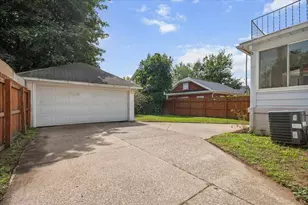 852 Richmond St NW, Grand Rapids, MI 49504 - Photo 6
