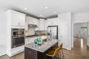 2768 Ashcombe Dr., Ann Arbor, MI 48105 - Photo 8