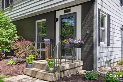 160 S Parklane Drive NE, Grand Rapids, MI 49505 - Photo 2