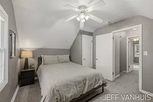 1270 Cedar St NE, Grand Rapids, MI 49503 - Photo 22