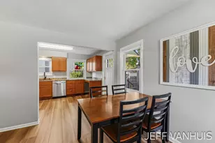 1270 Cedar St NE, Grand Rapids, MI 49503 - Photo 8