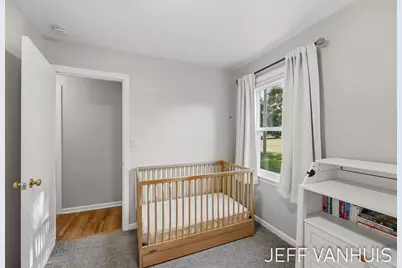 1270 Cedar Street NE, Grand Rapids, MI 49503 - Photo 18