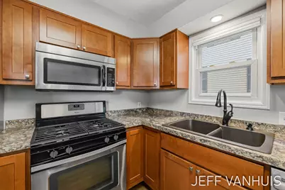 1270 Cedar Street NE, Grand Rapids, MI 49503 - Photo 12