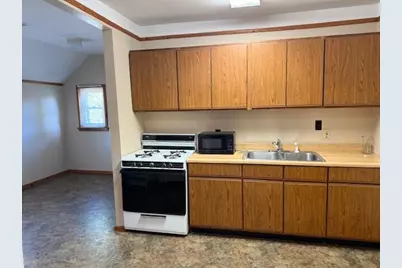 464 Elm Street, Wyandotte, MI 48192 - Photo 22