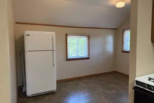 464 Elm St, Wyandotte, MI 48192 - Photo 24