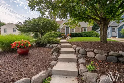 315 Bristol Avenue NW, Grand Rapids, MI 49504 - Photo 1