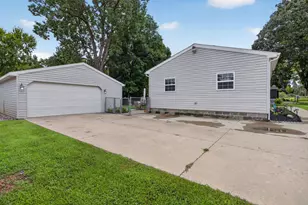 717 23rd St, Jackson, MI 49203 - Photo 42