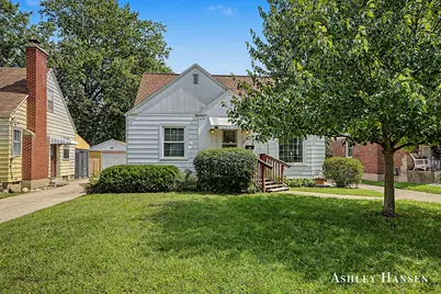1714 Fremont Avenue NW, Grand Rapids, MI 49504 - Photo 1