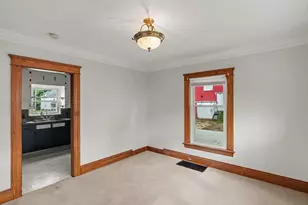 722 Webb St, Jackson, MI 49202 - Photo 8