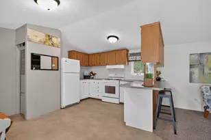9440 Stetler Dr, Jackson, MI 49201 - Photo 12