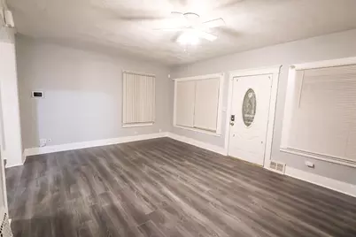 18 Highway Street, Battle Creek, MI 49014 - Photo 6