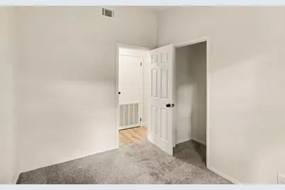 2410 Monterey Drive, Kalamazoo, MI 49004 - Photo 16