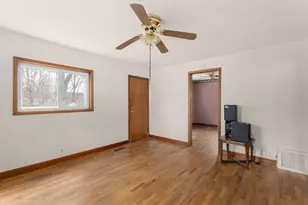 204 Terre Coupe St, Buchanan, MI 49107 - Photo 14