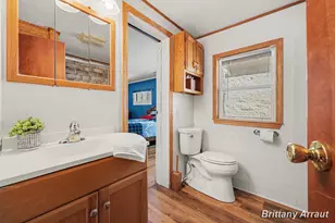 2027 Valentine St NE, Grand Rapids, MI 49525 - Photo 18