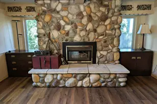 2027 Valentine St NE, Grand Rapids, MI 49525 - Photo 10