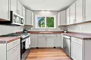 136 East Ave N, Battle Creek, MI 49017 - Photo 6