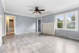 136 East Ave N, Battle Creek, MI 49017 - Photo 8