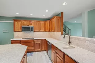 7811 Cardinal Dr, Jenison, MI 49428 - Photo 8