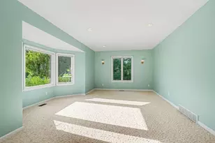 7811 Cardinal Dr, Jenison, MI 49428 - Photo 4