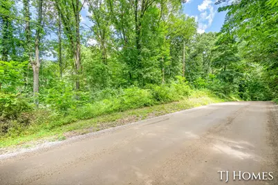 8289 52nd Street SE, Alto, MI 49302 - Photo 2