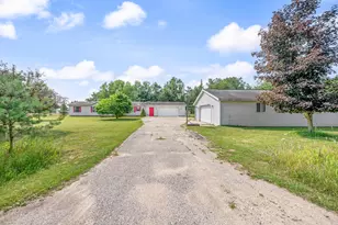 9041 7 Mile Rd, Evart, MI 49631 - Photo 30