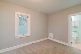 1054 Haines St NW, Grand Rapids, MI 49504 - Photo 20