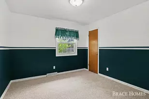 6197 Dunbarton St SE, Ada, MI 49301 - Photo 14