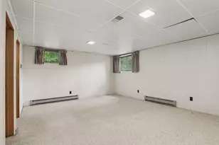 3649 Woodcliff Dr, Kalamazoo, MI 49008 - Photo 22