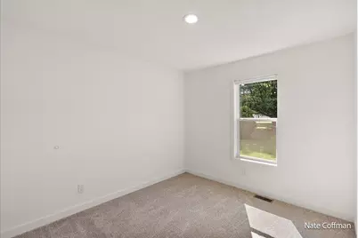 720 Park, Howard City, MI 49329 - Photo 16