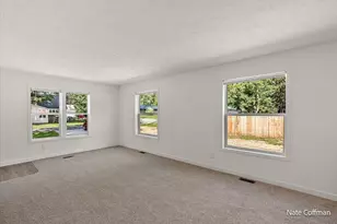 720 Park, Howard City, MI 49329 - Photo 12