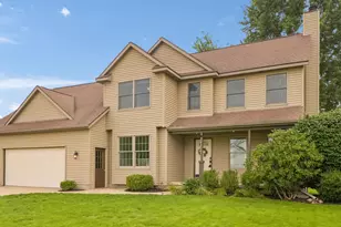 4029 Redbush Dr SW, Grandville, MI 49418 - Photo 4
