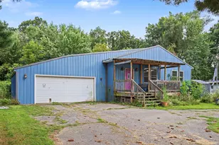 6041 Thru Roamin Dr, Jackson, MI 49201 - Photo 2