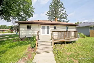 1904 Griggs St SE, Grand Rapids, MI 49506 - Photo 2