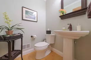 848 W Center St, Douglas, MI 49406 - Photo 20