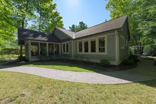 848 W Center St, Douglas, MI 49406 - Photo 4