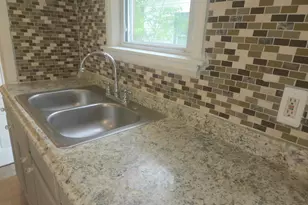 19483 Rosemont Ave, Detroit, MI 48219 - Photo 8