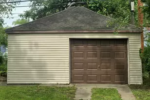 19483 Rosemont Ave, Detroit, MI 48219 - Photo 4