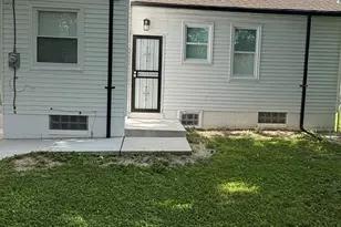 15425 Linnhurst St, Detroit, MI 48205 - Photo 2